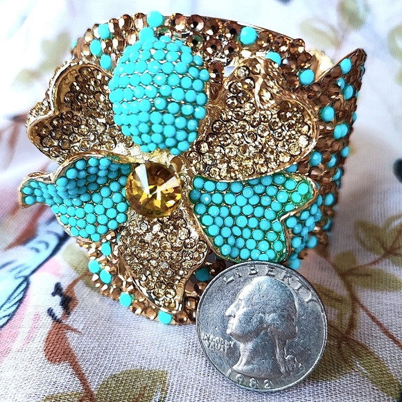 Cezanne Shiny Gold Tone Filigree Cuff Bracelet Faux Turquoise Topaz Rhinestones - Picture 11 of 14